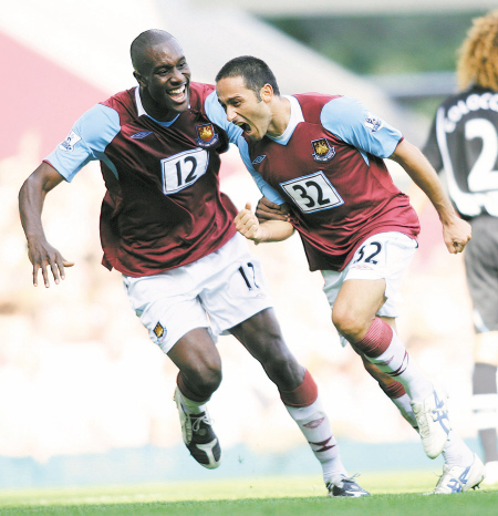 这是真爱，一阿根廷球迷带了50美元，一路搭顺风车去巴西客场