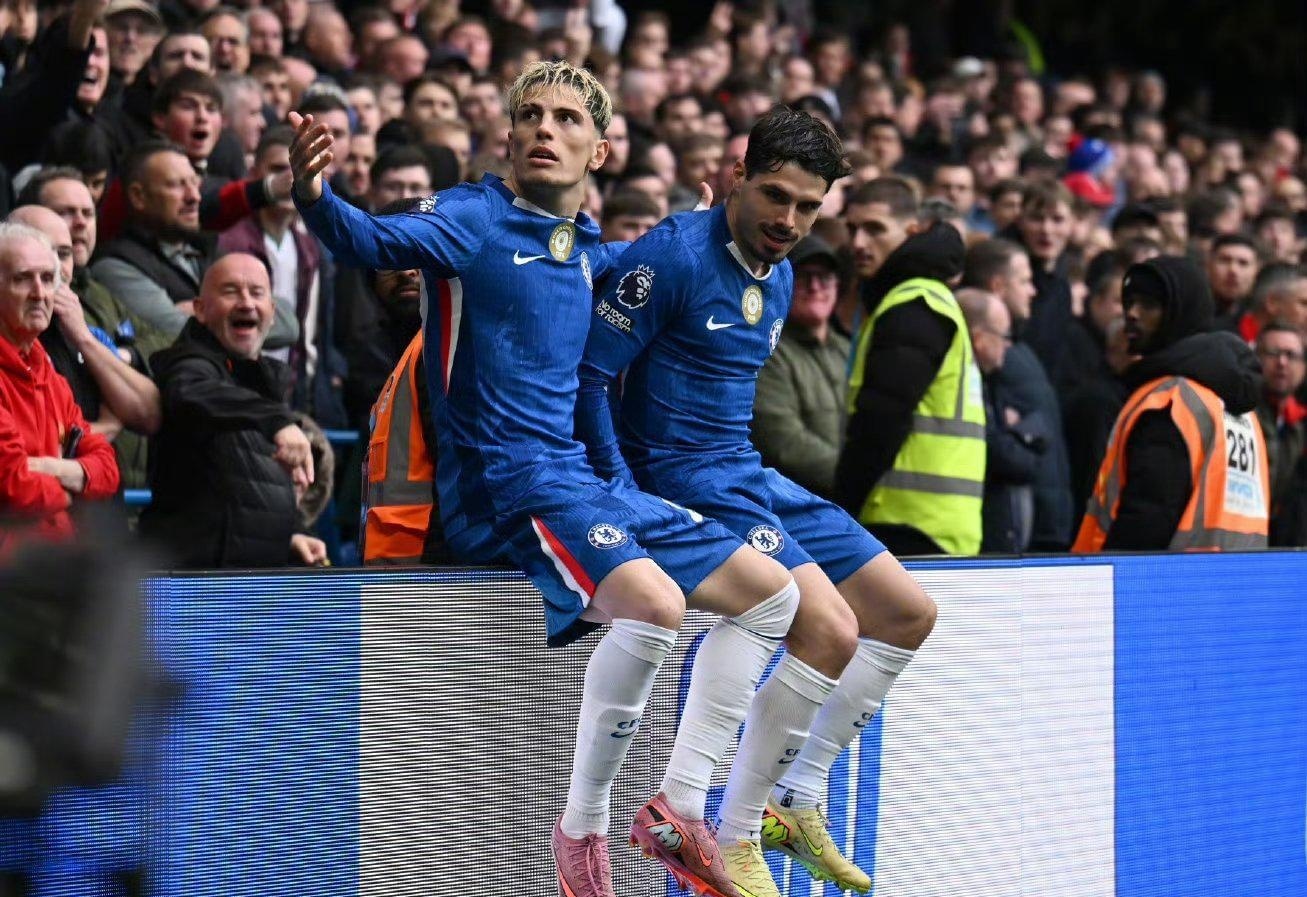 534场，诺伊尔追平伊梅尔并列德甲门将历史出场榜第二位（第534场！诺伊尔追平伊梅尔，并列德甲门将历史出场榜次席）