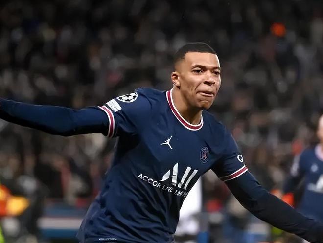 马卡援引数据机构重算转会费：内马尔3.06亿历史第1，姆巴佩第2（马卡：数据机构重评转会总价，内马尔3.06亿登顶历史榜，姆巴佩列第二）