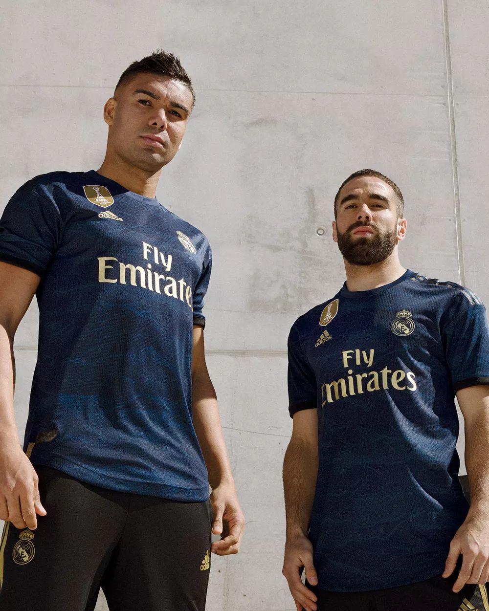 米多指责利物浦种族歧视萨拉赫，称杰拉德未受同等对待