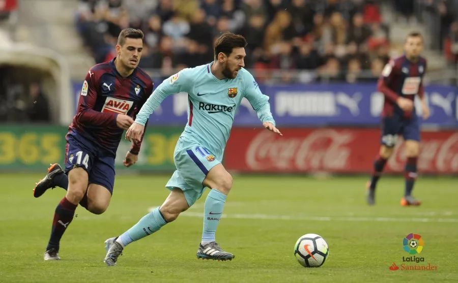 足球国足U21集训营启动，未来之星云集（国足U21集训营开营，青年才俊齐聚）