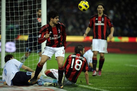 东道主签运不错 法国队遭遇强敌 美加墨世界杯分组抽签结果揭晓