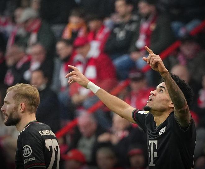 土足协：暂时解除对两名贝西克塔斯球员的停赛令，但案件审理将继续（土耳其足协暂时撤销对两名贝西克塔斯球员的停赛决定，案件审理仍将继续）