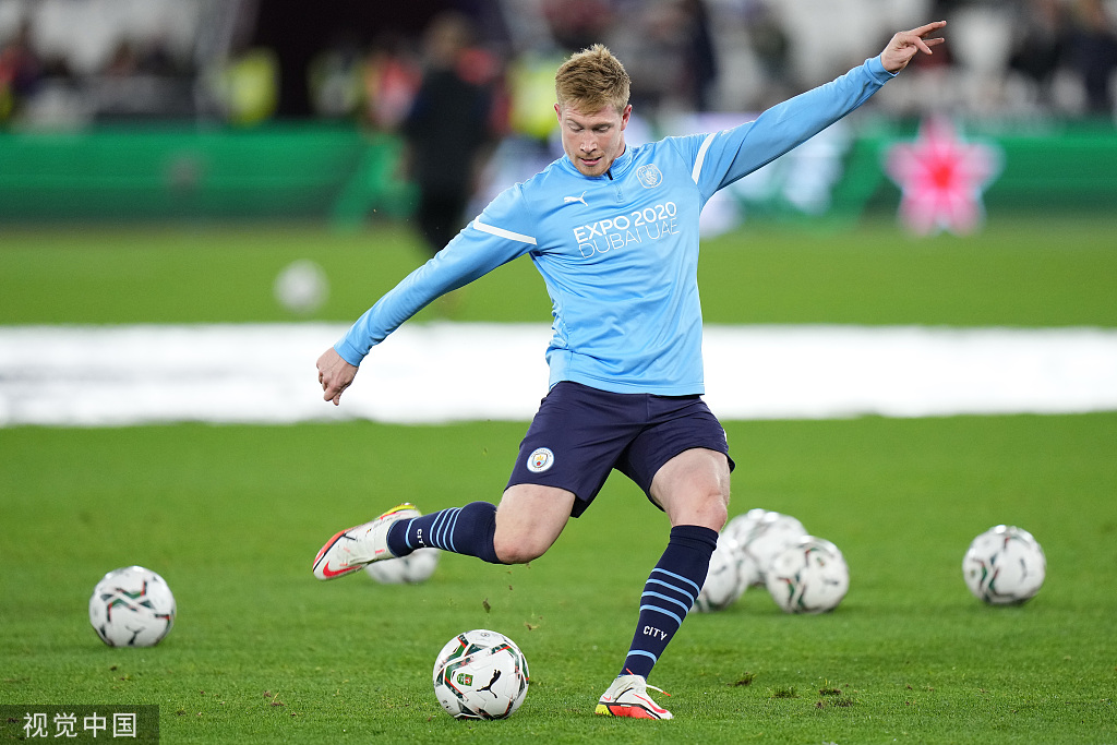 连进五球！巴萨5-3翻盘，悍将戴帽，西甲狂飙6连胜，稳住头名位置