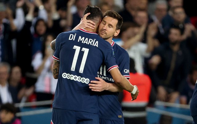 巴西女排3-2险胜日本队，晋级世联赛决赛，与意大利队争夺冠军