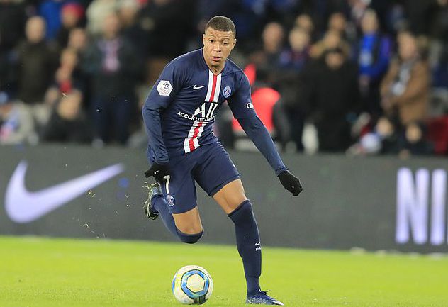 图片报：和罗马诺报道相反，莱比锡后卫比施亚布冬窗不会离队（图片报：与罗马诺说法相左，莱比锡后卫比施亚布今冬留队）