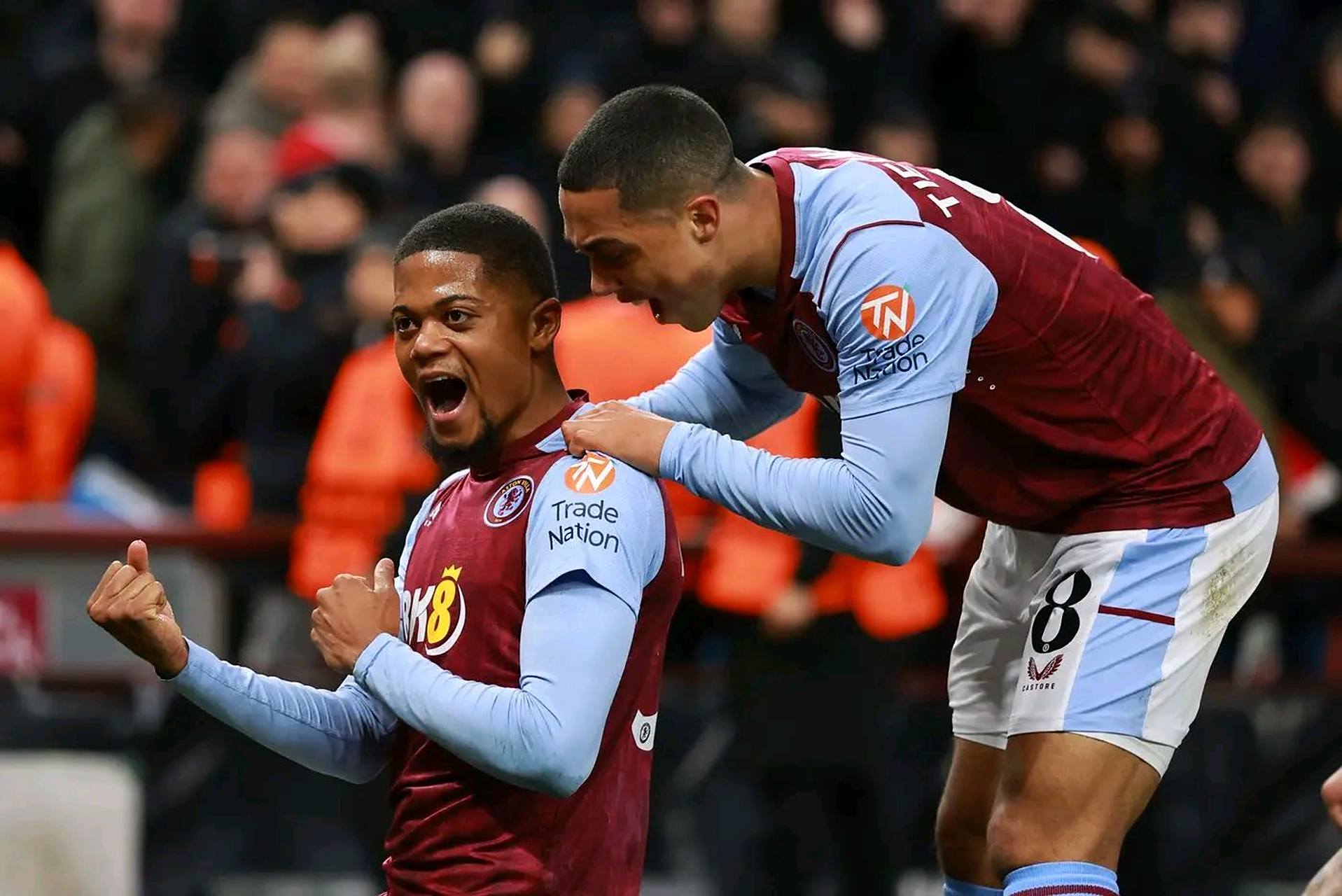 瑞典青年足球主管指责哥本哈根足球俱乐部挖走八岁球员（瑞典青训负责人指控哥本哈根俱乐部挖走一名8岁球员）