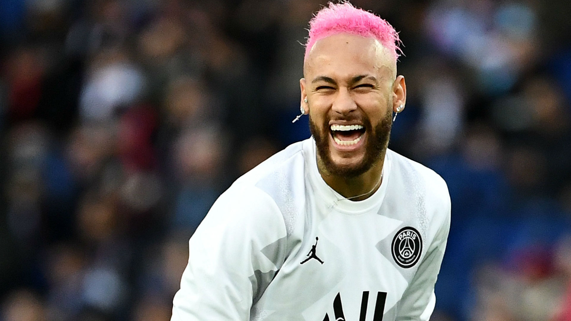 官方：福冈黄蜂主帅金明辉续约，带队征战26／27赛季（福冈黄蜂官宣主帅金明辉续约，将率队出战26／27赛季）