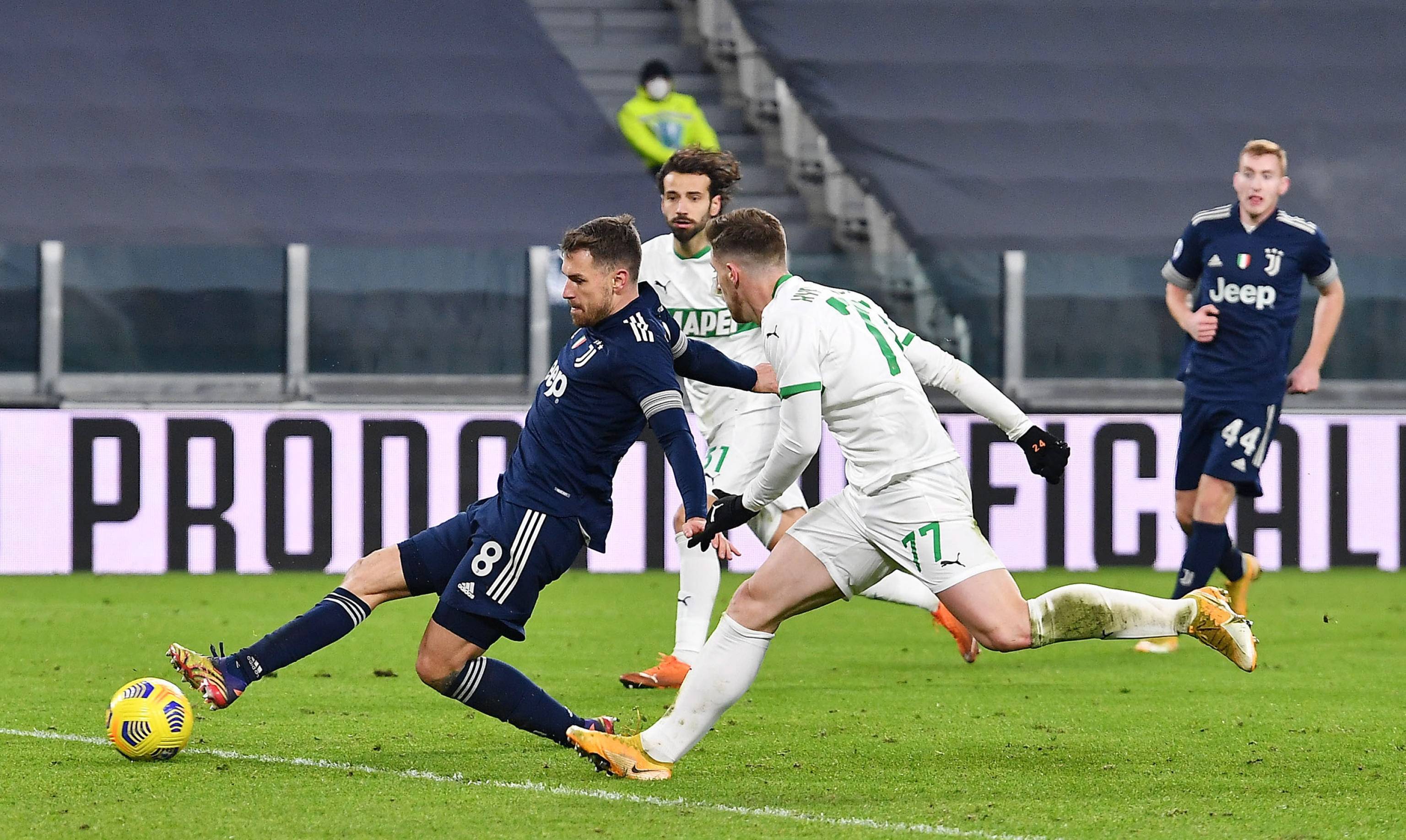 环足奖2025年度最佳球员15人候选：哈兰德在列，巴黎6人入选