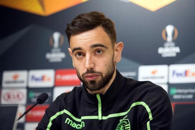 马斯切拉诺：裁判有一个叫VAR的工具，我不明白为啥他们不用